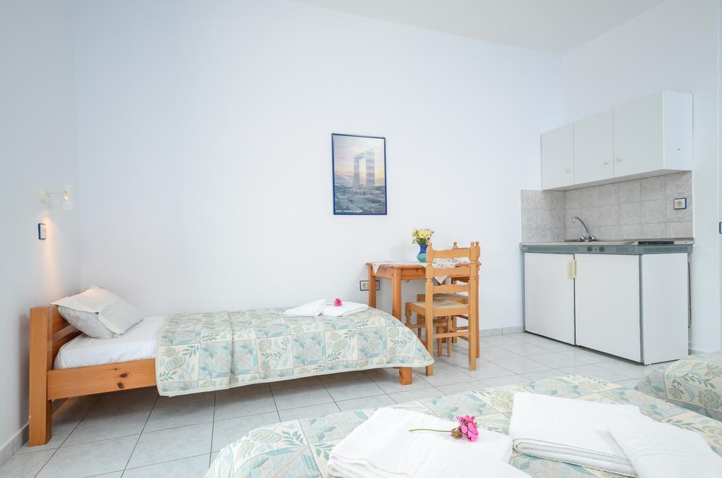 Psili Ammos Studios Praia de Aliko Quarto foto